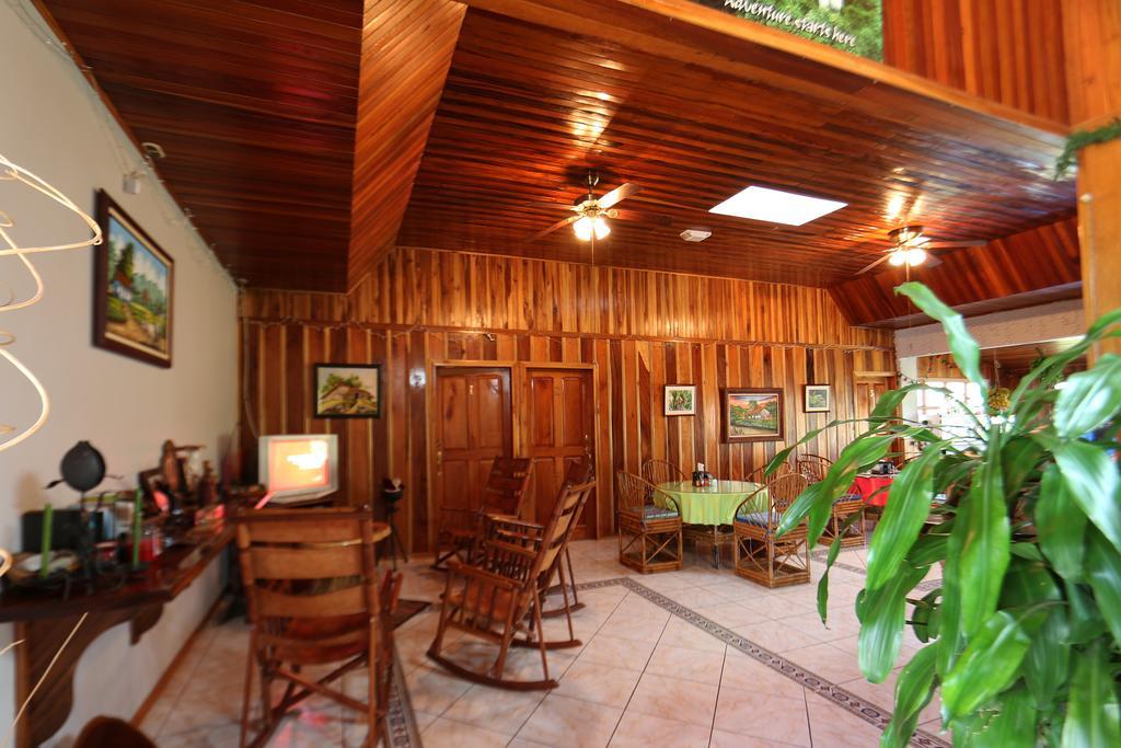 Hotel Las Orquideas Monteverde Exterior photo