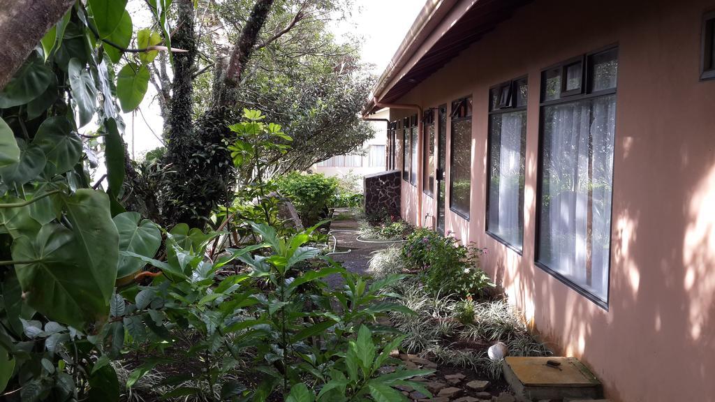 Hotel Las Orquideas Monteverde Exterior photo